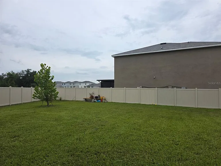 35518 Lockman Way — Photo 8