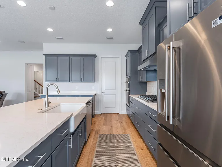 281 Pine Grove Point — Photo 8