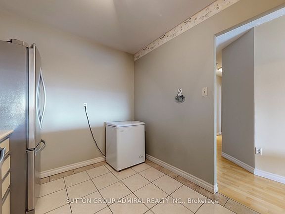 4th image of 234 Albion Rd #801