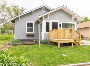 1511 S Scott Ave, Independence, MO 64052