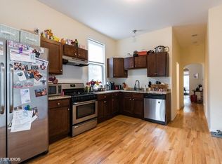 1067 W Cornelia Ave #1F, Chicago, IL 60657