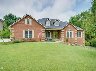 120 Reed Cir, Johnson City, TN 37601