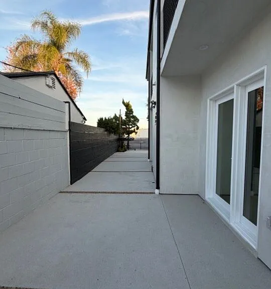 5191 Lindley Ave — Photo 40