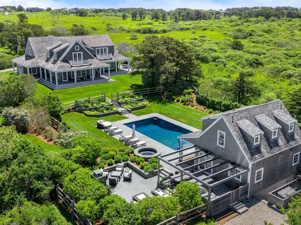 2 Fintry Ln, Nantucket, MA 02554