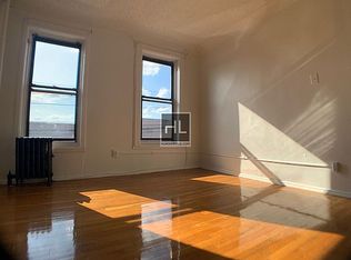 709 Henry St APT 2R, Brooklyn, NY 11231