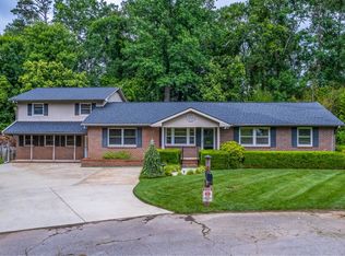 2250 Hickory Dr, Spartanburg, SC 29302