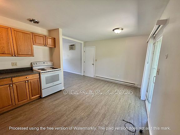 5th image of 2405 Saint Andrews Dr