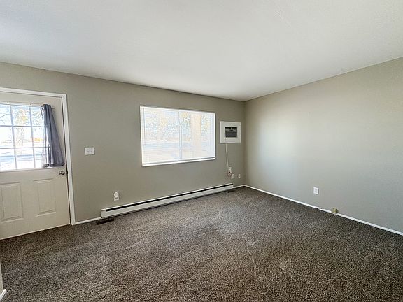 5th image of 2533 W Argyle St #2537