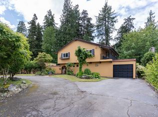 8649 Sunbury Pl, Delta, BC V4C3Y9