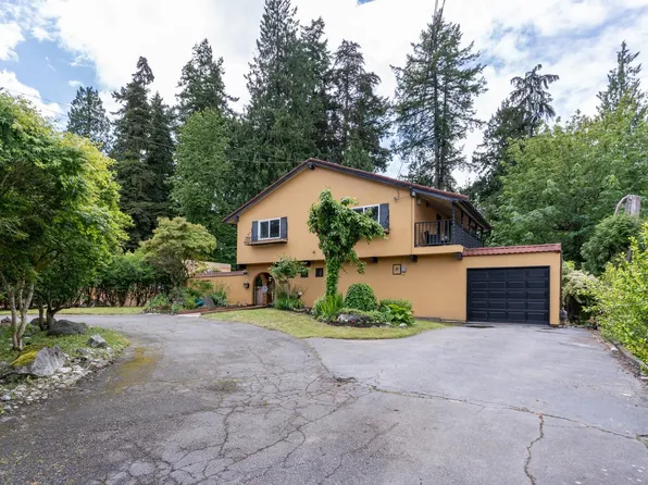 8649 Sunbury Pl, Delta, BC V4C 3Y9