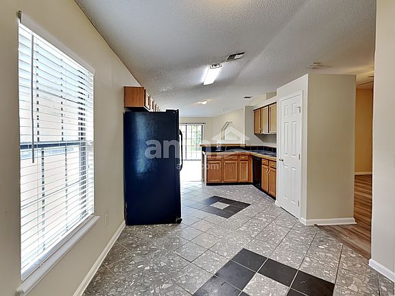 3rd image of 1157 Windy Willows Dr