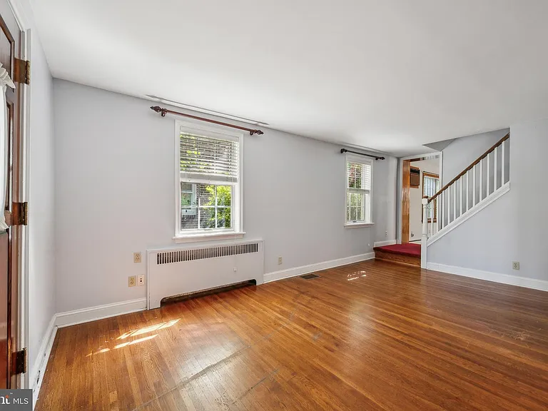 400 Walnut Ave — Photo 4