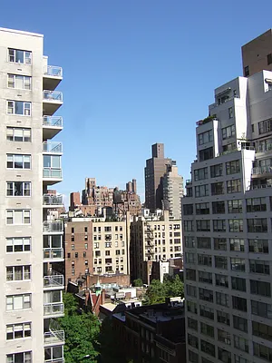 Rented by (Legacy) NY Quality Living Uptown | media 10