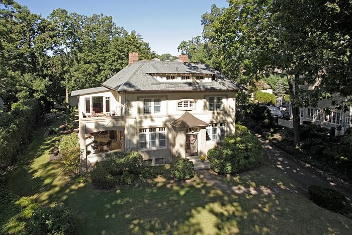 Majestic Ridgewood Colonial