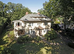 128 Crest Rd, Ridgewood, NJ 07450