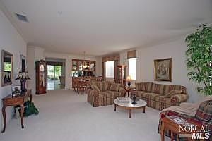 4th image of 208 Clover Springs Dr