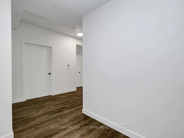 399 Winston Ave #401 — Photo 20