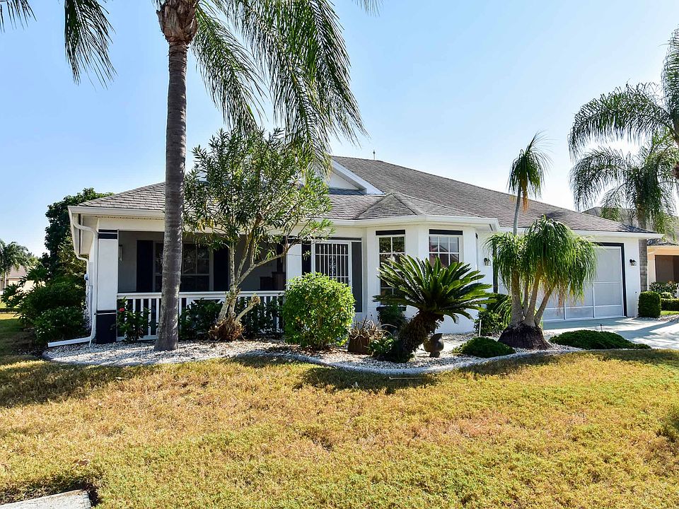 1st image of 2213 Lyndhurst Dr