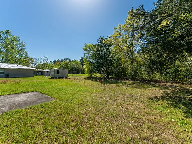 170 Sidney Ave — Photo 31