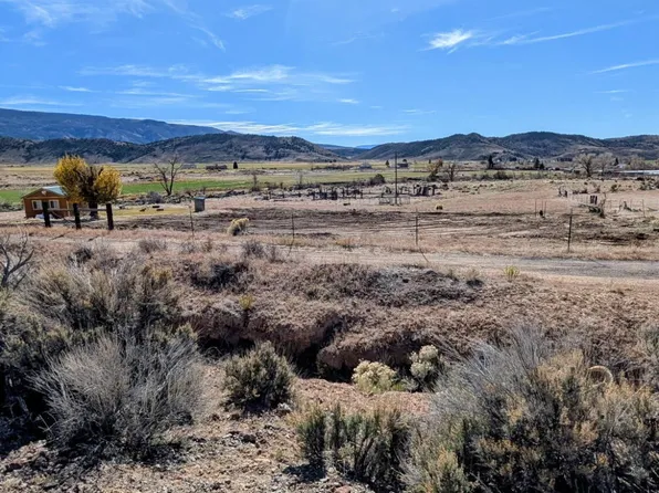 1054 E Jakes Place Rd, Fremont, UT 84747