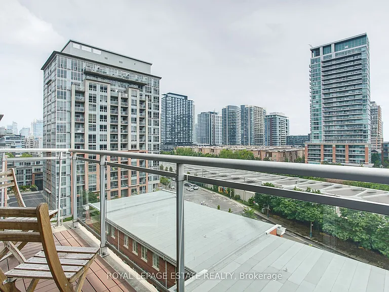 1029 King St W #837 — Photo 10
