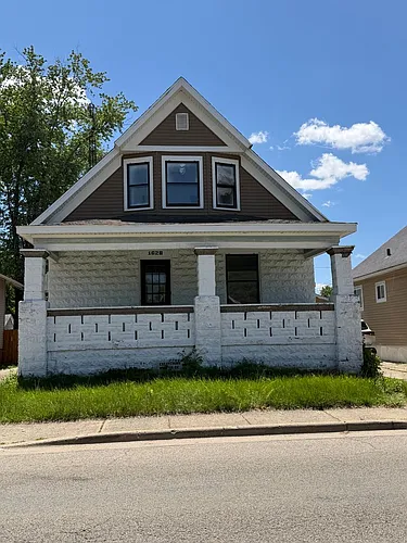1628 E Converse Ave Photo 1