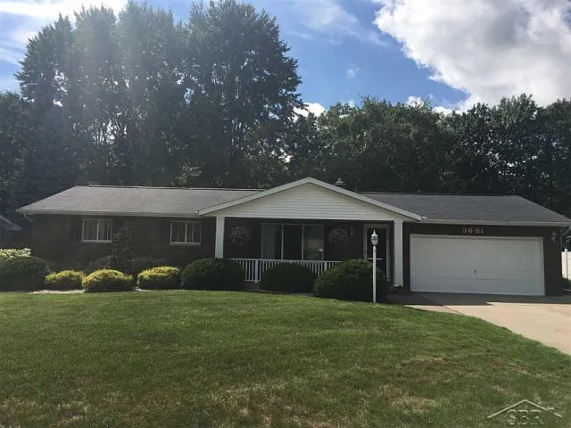 3681 Sherwood St photo 1