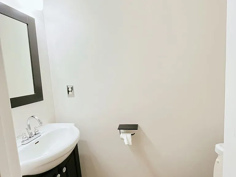 3040 Barrymore St #108 — Photo 3