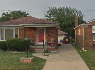 19034 Lister Ave, Eastpointe, MI 48021