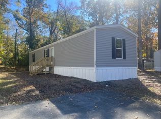 855 Washington Post Rd #119, New Bern, NC 28562