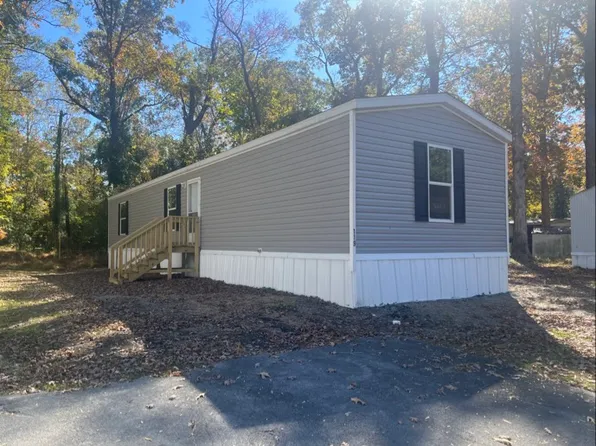 855 Washington Post Rd #119, New Bern, NC 28562