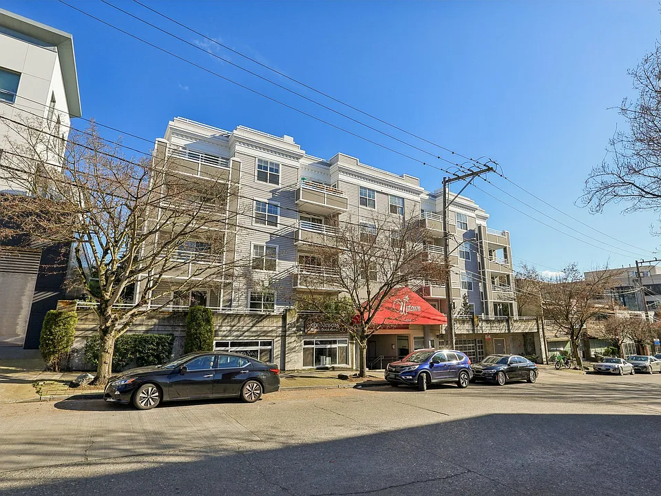 520 2nd Ave W #409