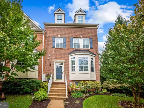 15 Ferns Ct, Lutherville Timonium, MD 21093