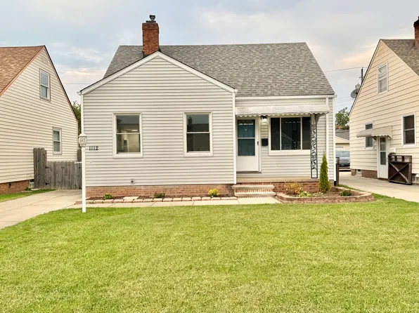 1112 Clearview Ave, Parma, OH 44134