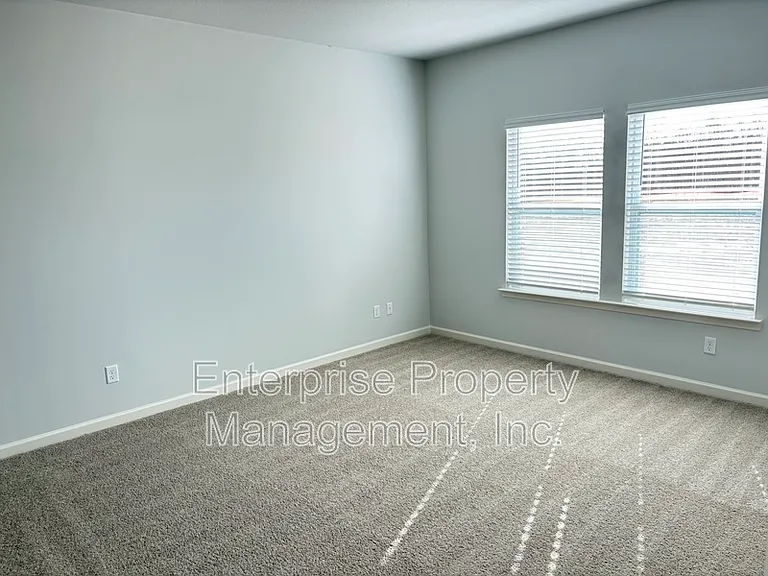 230 Kipling Dr — Photo 16