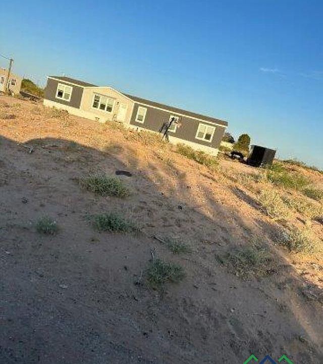 704 2nd St, Grandfalls, TX 79742 Zillow