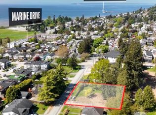 16049 9th Ave, Surrey, BC V4A 1A6