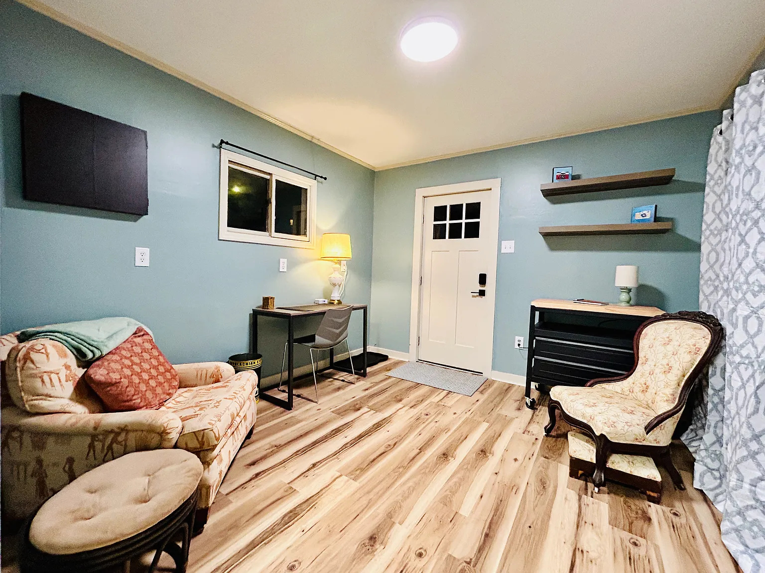 237 Pine St — Photo 2