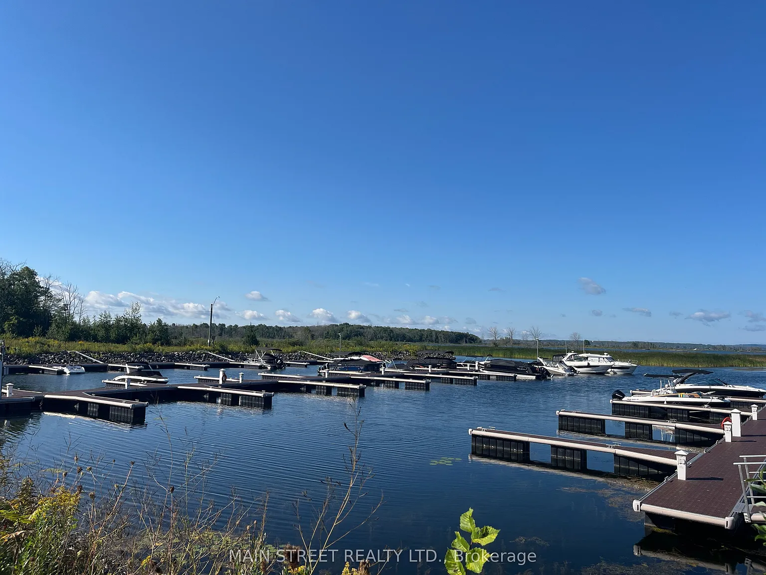 3 bed, $2,300 — Photo 1