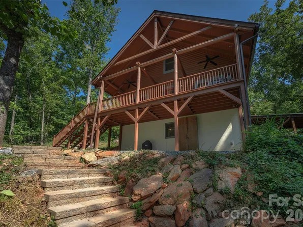157 Spring Valley Dr, Union Mills, NC 28167