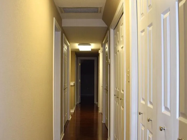 1121 Ashland Rd #7 — Photo 4