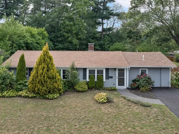 13 Campello Rd, Framingham, MA 01701
