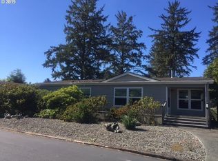 14744 Sandpiper Pl, Brookings, OR 97415