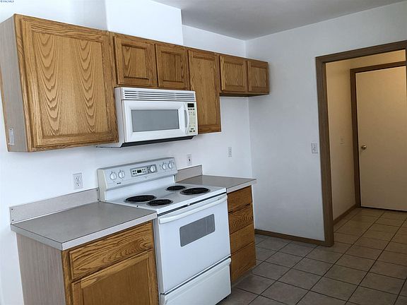 5th image of 4615 Yuma Dr