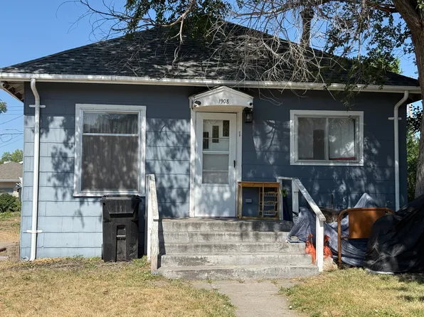 1908 3rd Ave Scottsbluff, Ne, 1908 3rd Ave #3, Scottsbluff, NE 69361