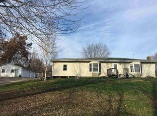 8976 N Barker Rd, Byron, IL 61010