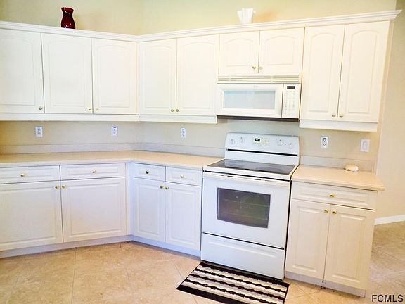 5th image of 55 Woodbury Dr