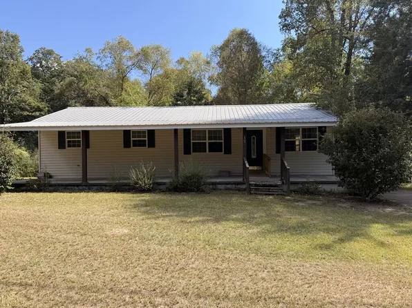 12 Sharon Moss Rd, Laurel, MS 39443