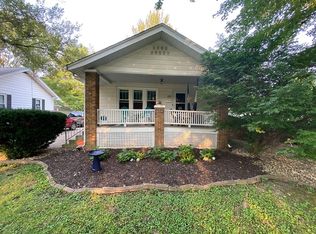 3329 S 2nd St, Southern View, IL 62703