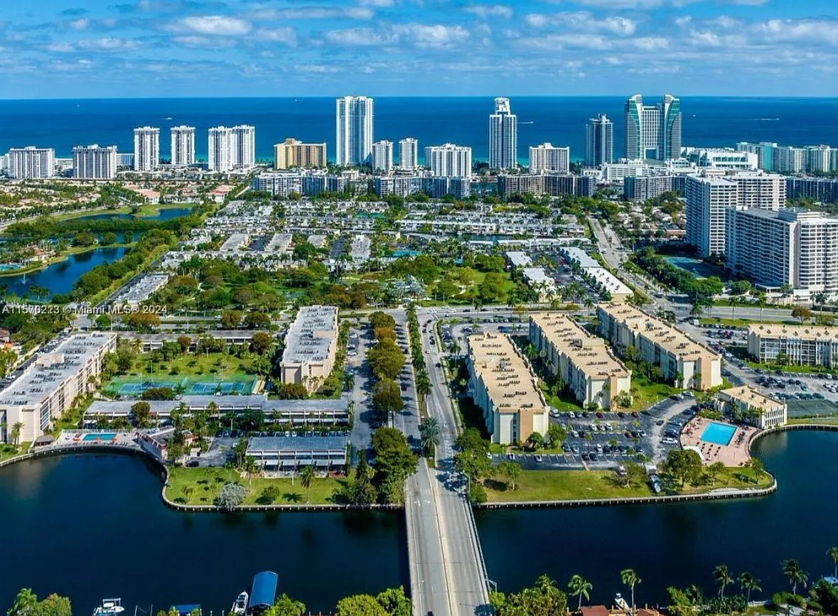 Building Photo - 801 Three Islands Blvd #412